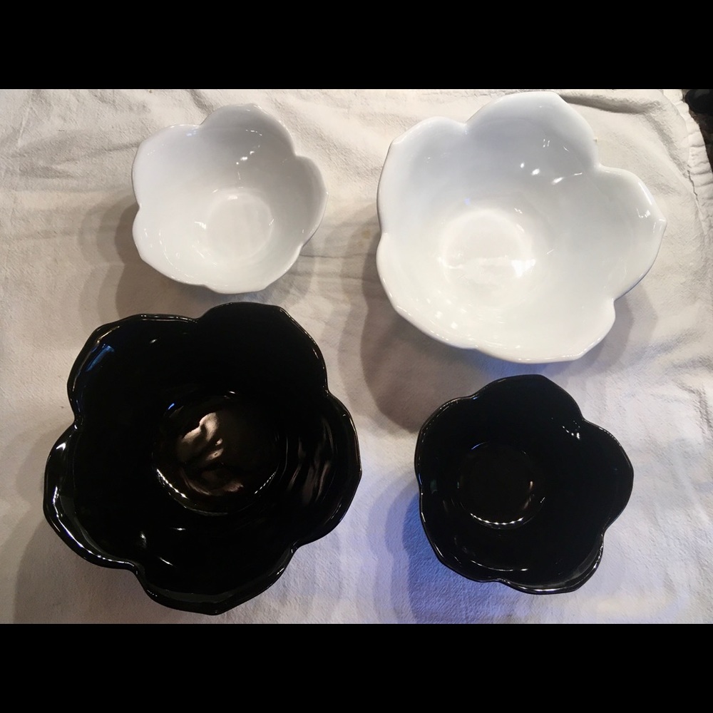 Pier 1 Bowls